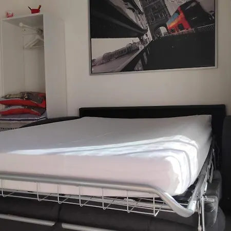 Appartement Avec Mezzanine Et Terrasse *
