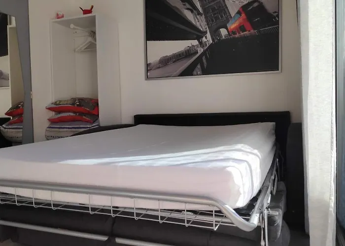Appartement Avec Mezzanine Et Terrasse *